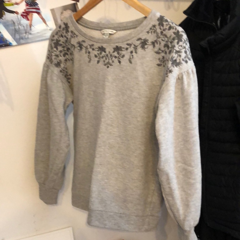 Grey Embroidered sweater